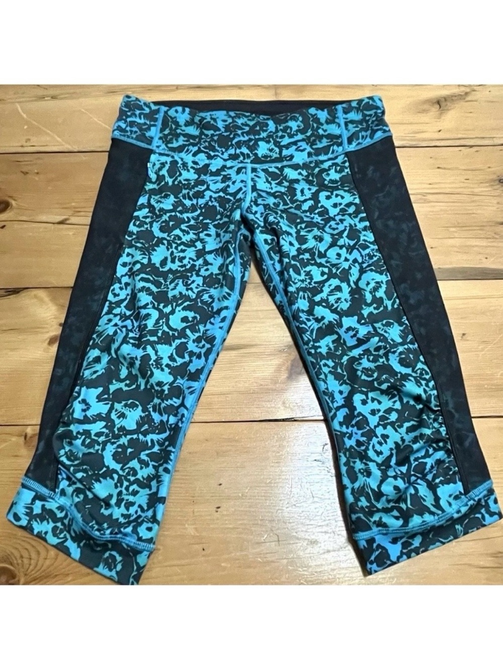 LULULEMON Stop At Nothing Crop Leggings ~ 17” inseam Black Blue Green